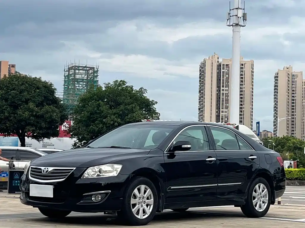 Toyota Camry 2008 — фото 1