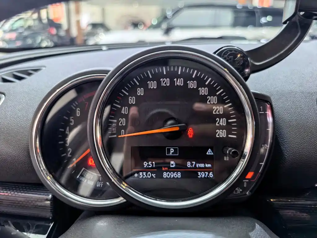 MINI Clubman 2019 — фото 8