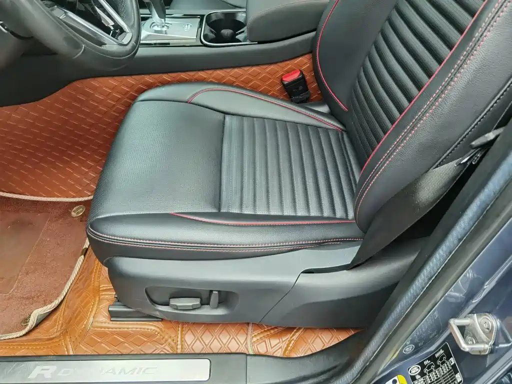 Land Rover Discovery Sport 2022 — фото 20