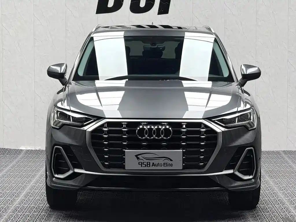 Audi Q3 2022 — фото 2
