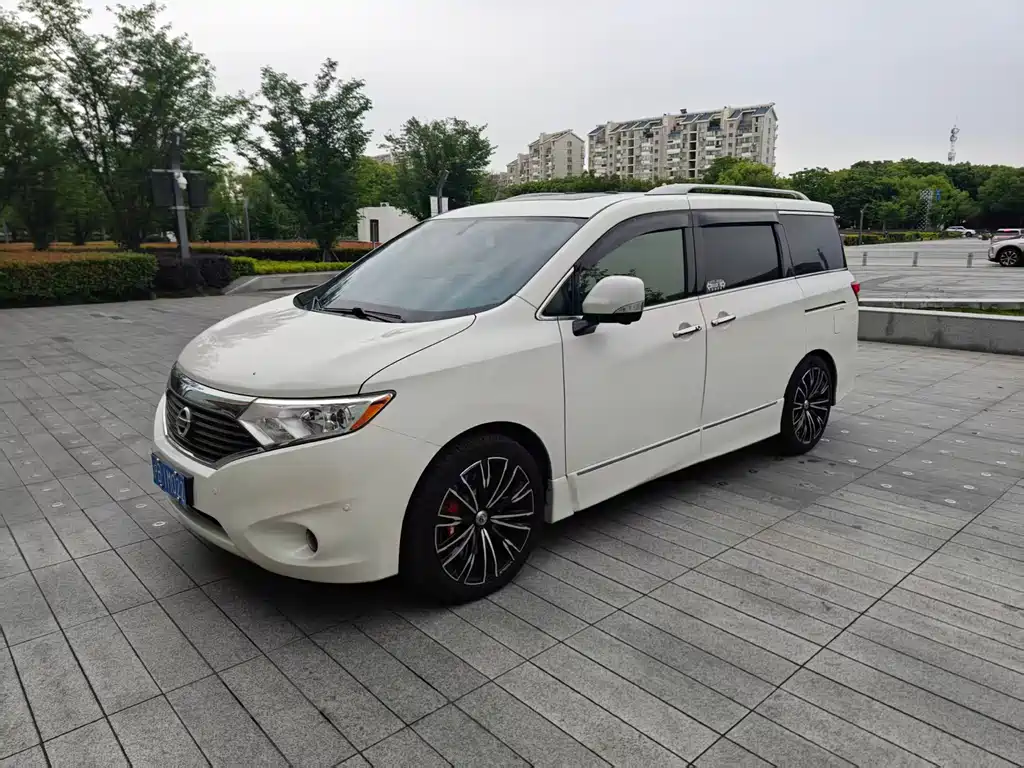 Nissan Quest 2017