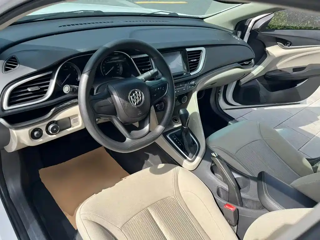 Buick Excelle 2015 — фото 11