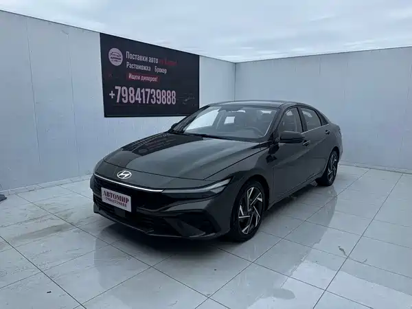 Hyundai Elantra 2023