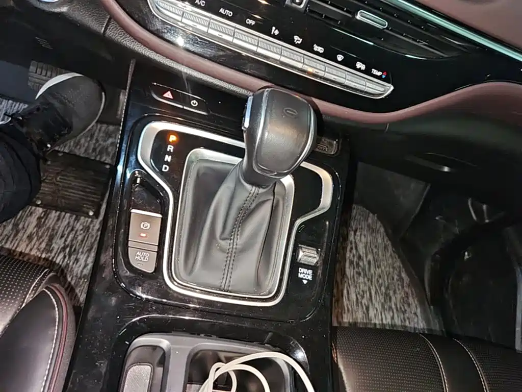 GAC Motor Trumpchi M6 2024 — фото 14