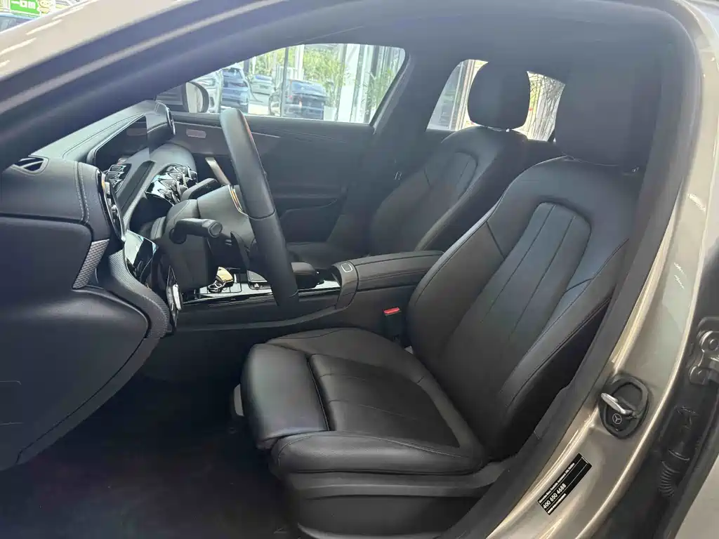 Mercedes-Benz A-Class 2022 — фото 15