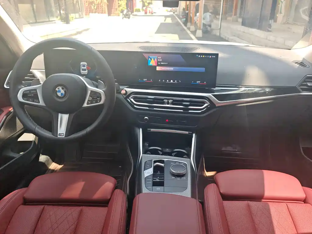 BMW 3 Series 2024 — фото 10