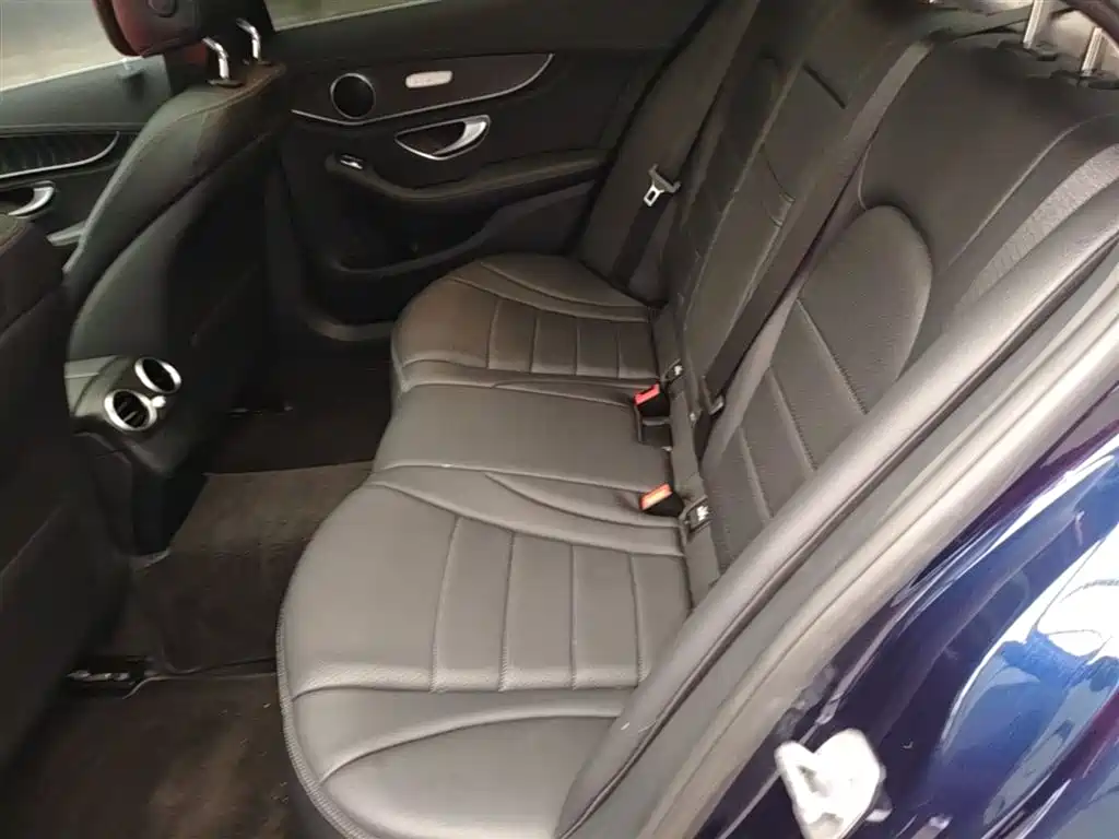 Mercedes-Benz C-Class 2017 — фото 17