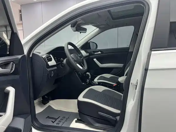 Volkswagen Tharu 2025