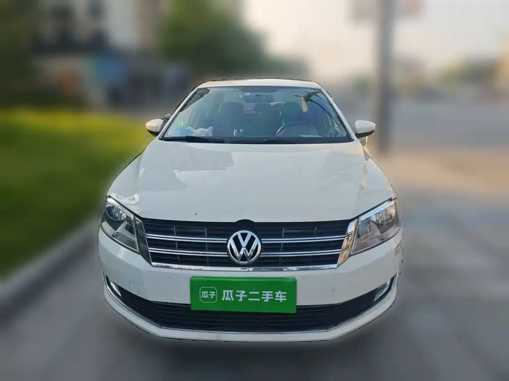 Volkswagen Lavida 2015 — фото 24