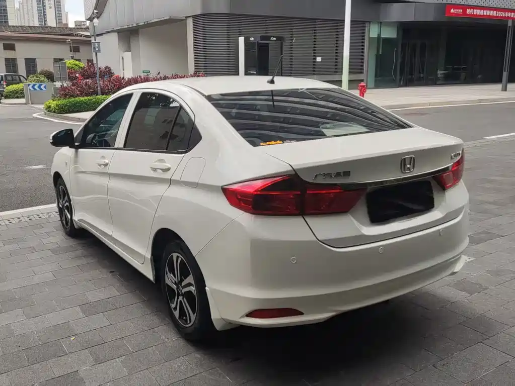 Honda City 2017 — фото 10