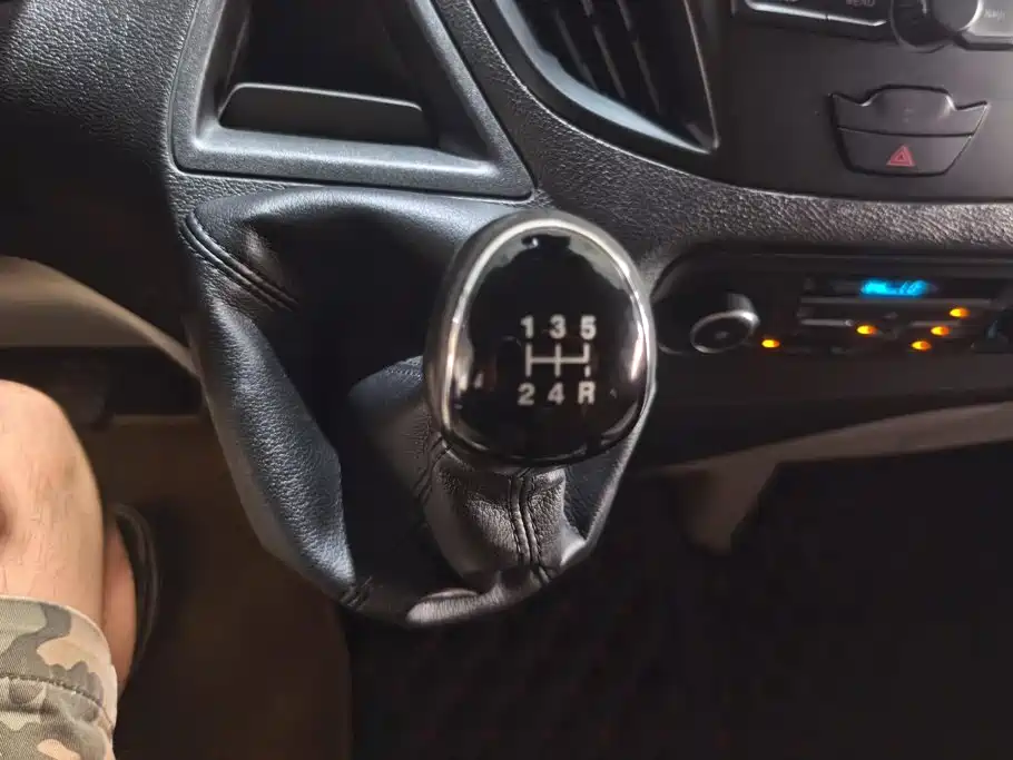 Ford Tourneo 2016 — фото 16