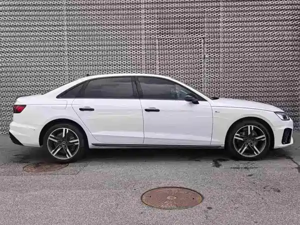 Audi A4L 2022