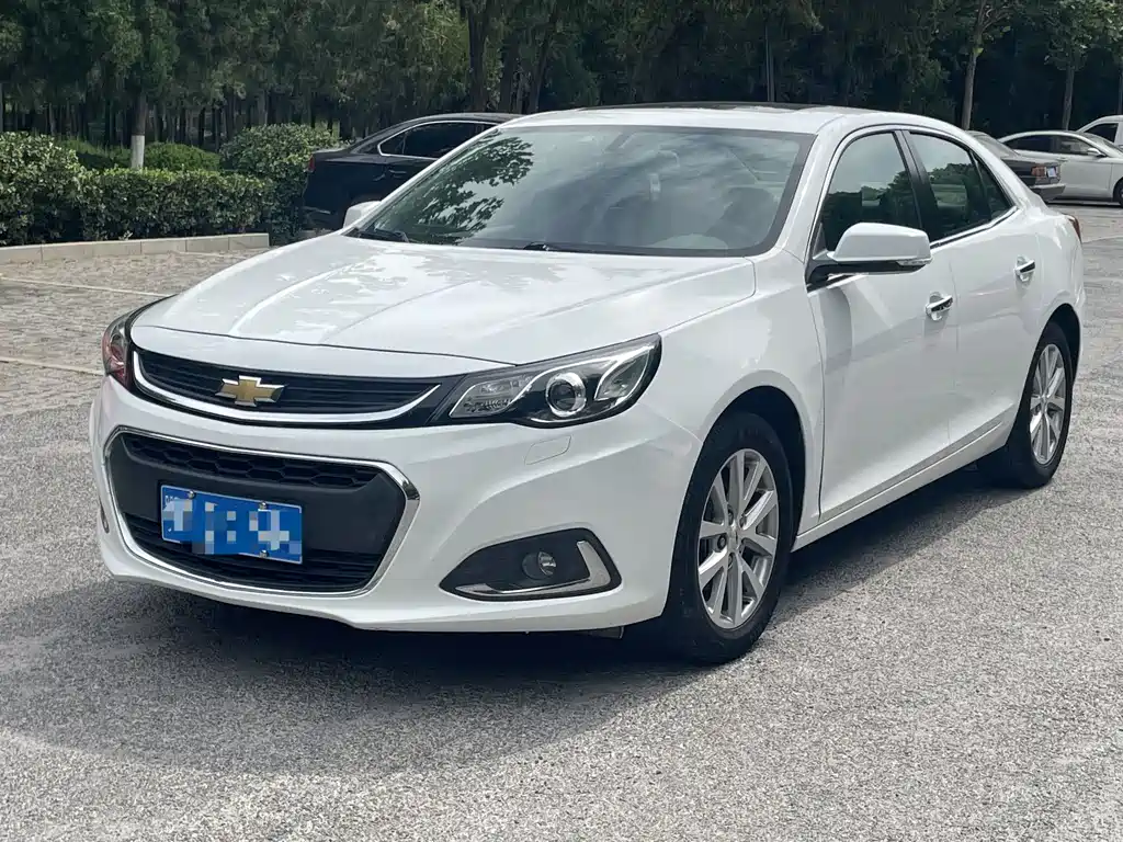 Chevrolet Malibu 2018 — фото 1