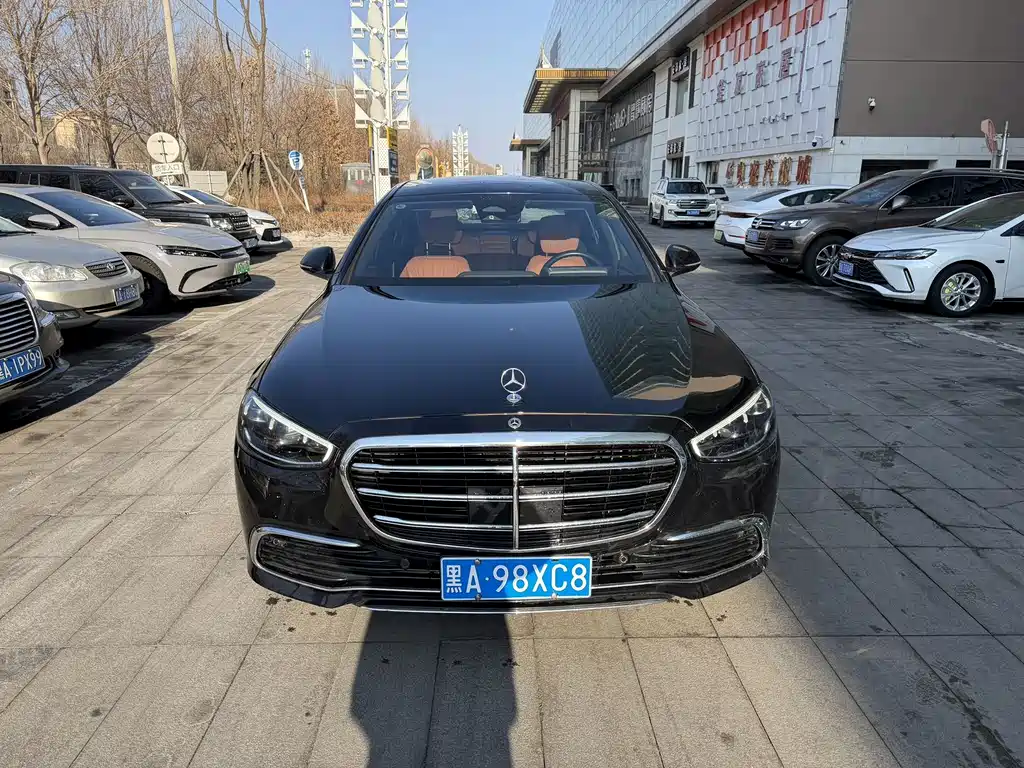 Mercedes-Benz S-Class 2022 — фото 1