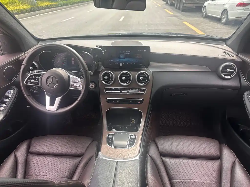 Mercedes-Benz GLC 2020