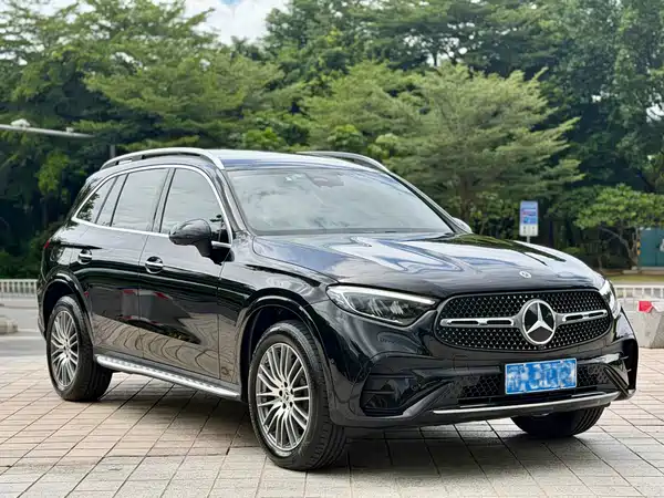 Mercedes-Benz GLC 2025