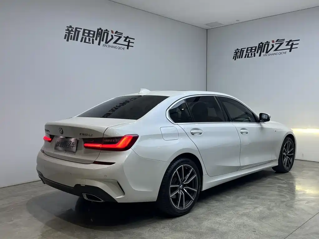 BMW 3 Series 2022