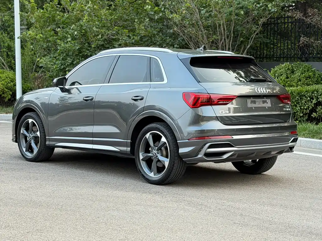Audi Q3 2023 — фото 18