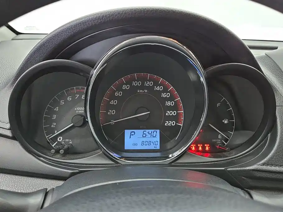 Toyota Vios 2023 — фото 14