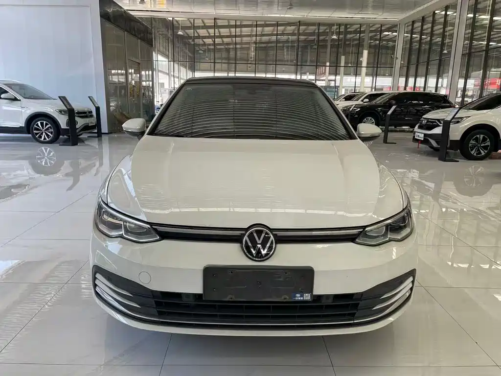 Volkswagen Golf 2022