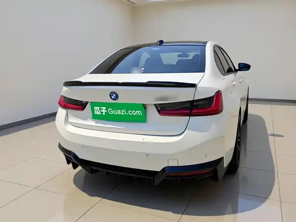 BMW i3 2024