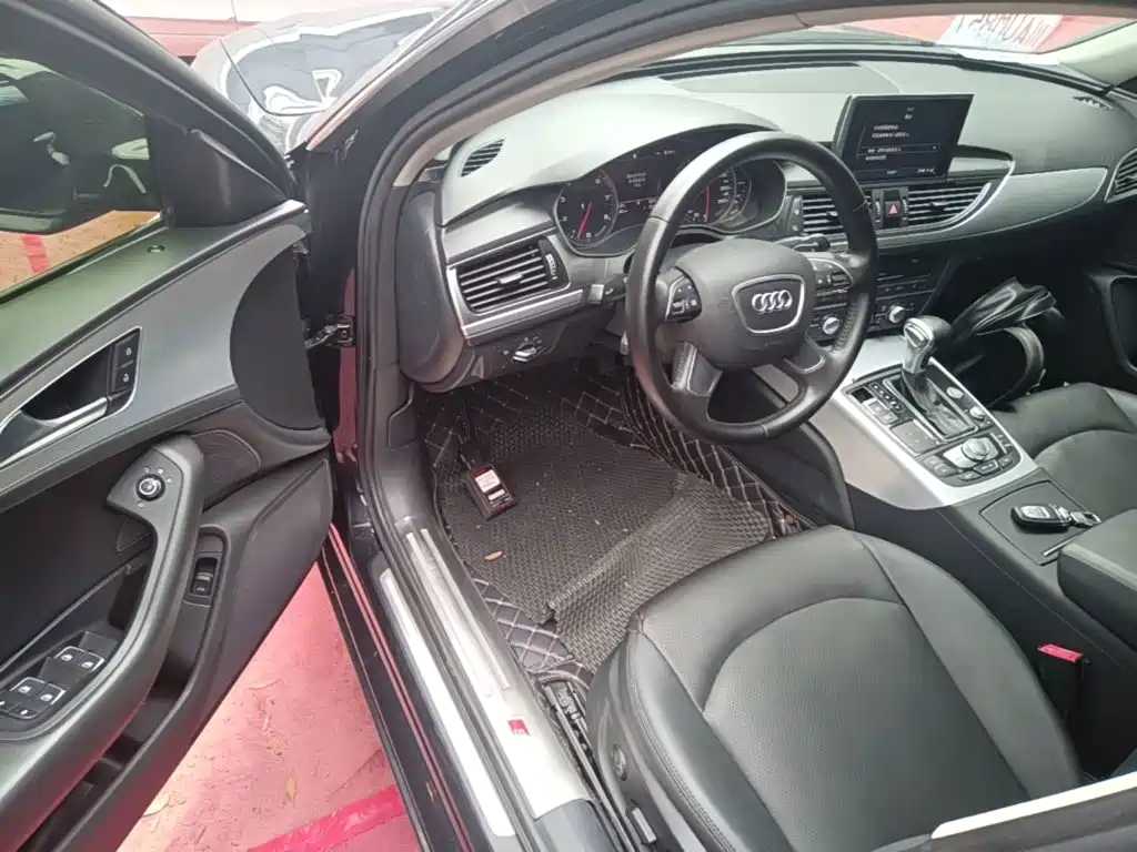 Audi A6L 2015 — фото 16