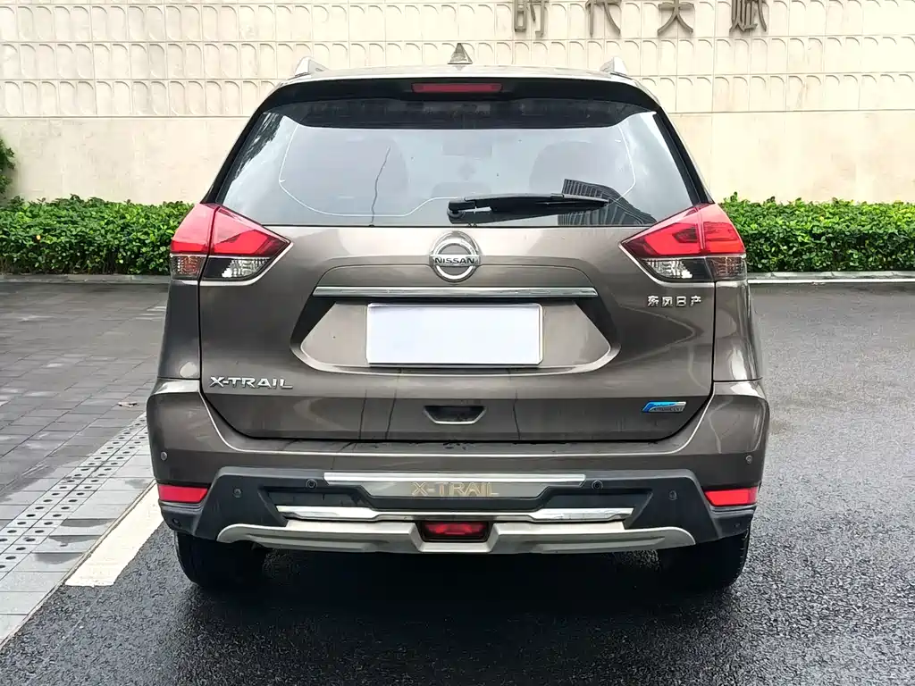 Nissan X-Trail 2018 — фото 3