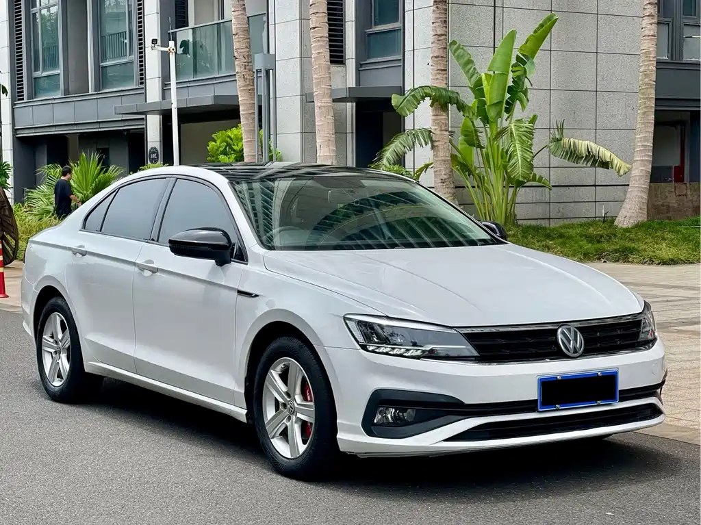 Volkswagen Lamando 2021