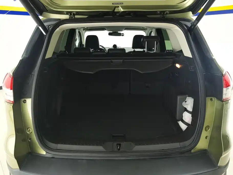 Ford Kuga 2015 — фото 4