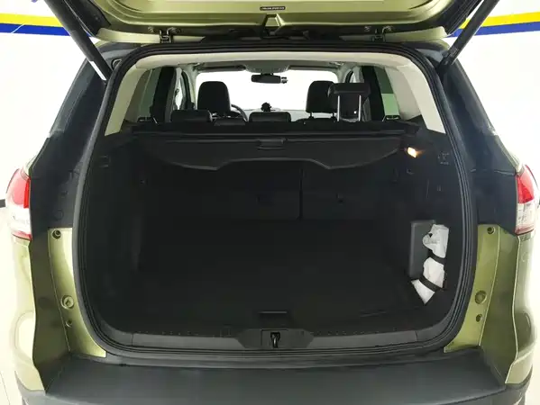 Ford Kuga 2015