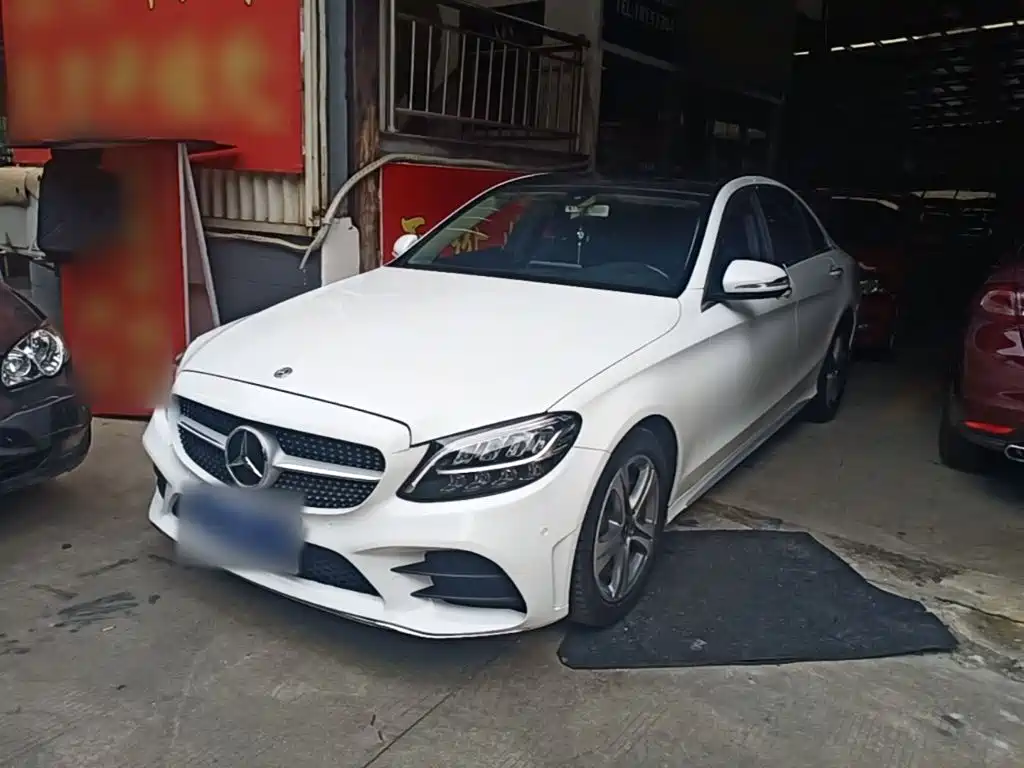 Mercedes-Benz C-Class 2020