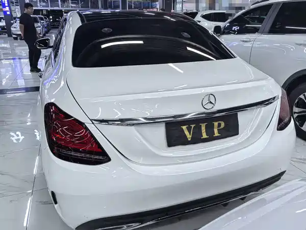 Mercedes-Benz C-Class 2021