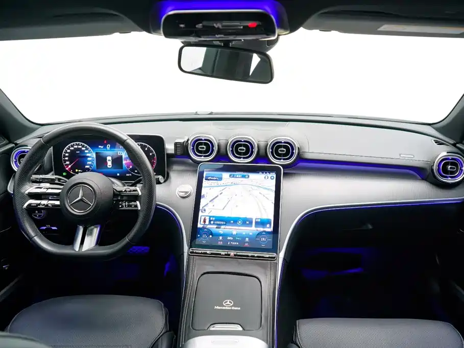 Mercedes-Benz C-Class 2023 — фото 2