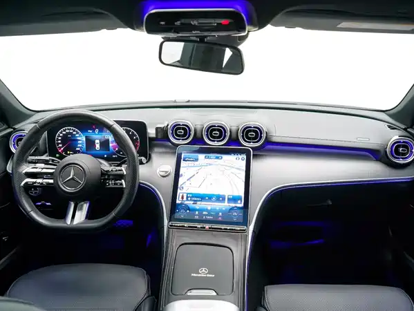 Mercedes-Benz C-Class 2023