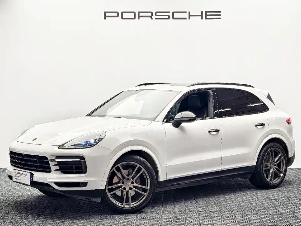 Porsche Cayenne 2023 — фото 1