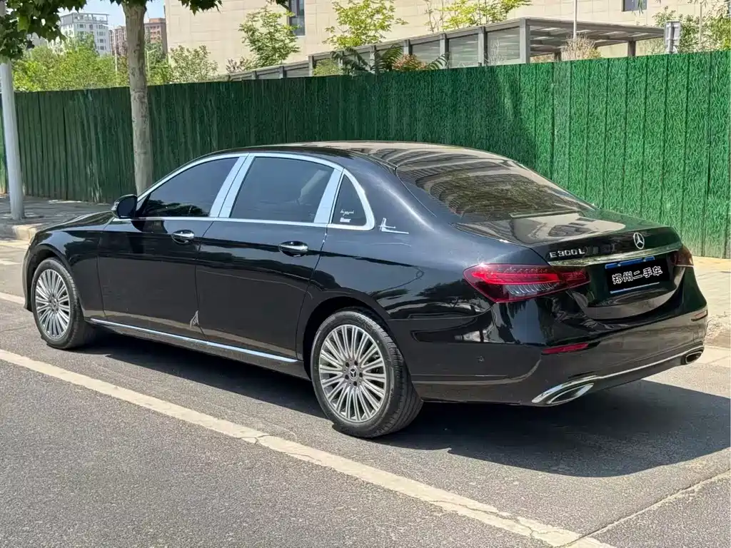 Mercedes-Benz E-Class 2020 — фото 9