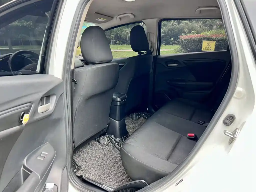 Honda Fit 2018 — фото 13