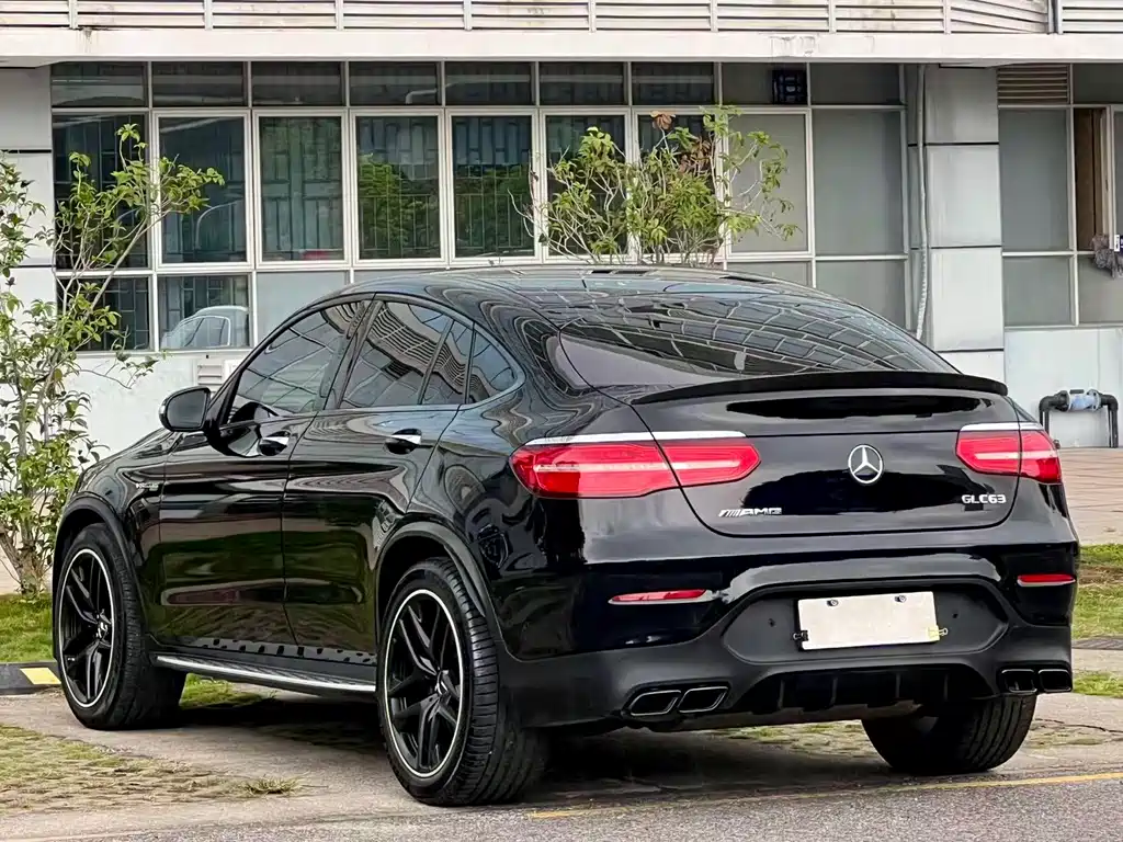 Mercedes-Benz GLC Coupe AMG 2018 — фото 6