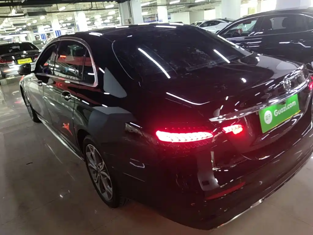 Mercedes-Benz E-Class 2021