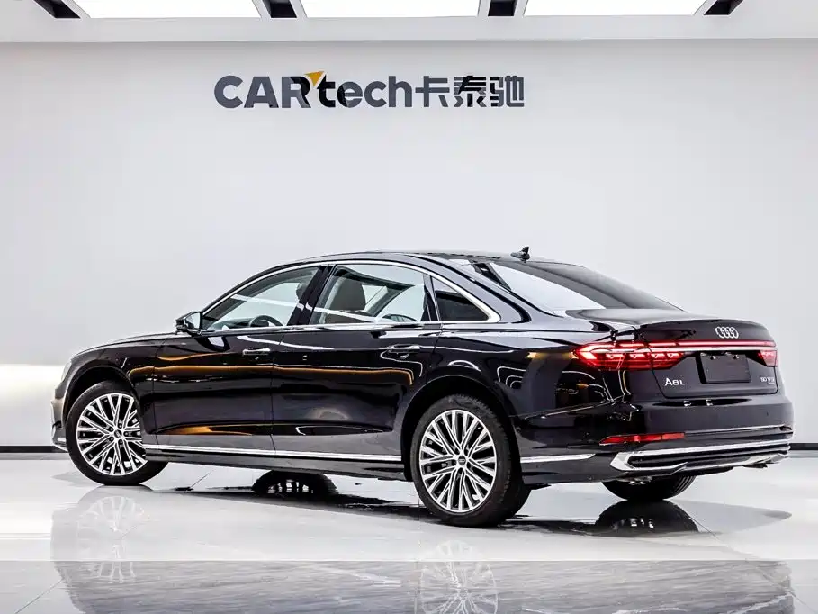 Audi A8 2024