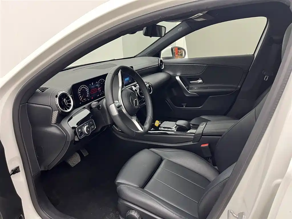 Mercedes-Benz A-Class 2023