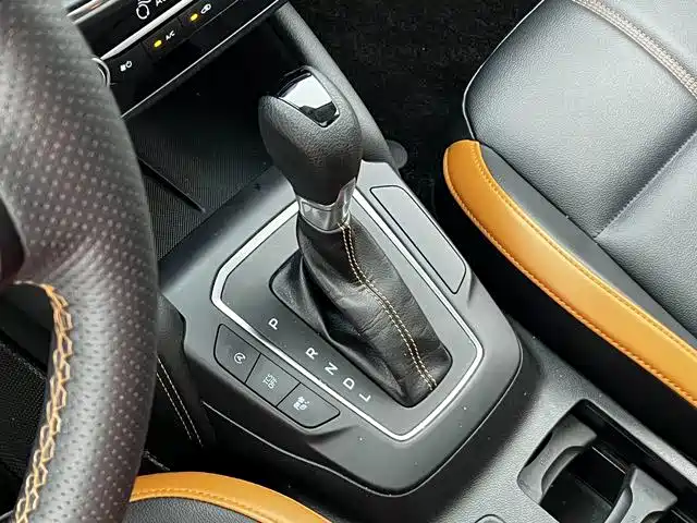 Ford Focus 2023 — фото 14