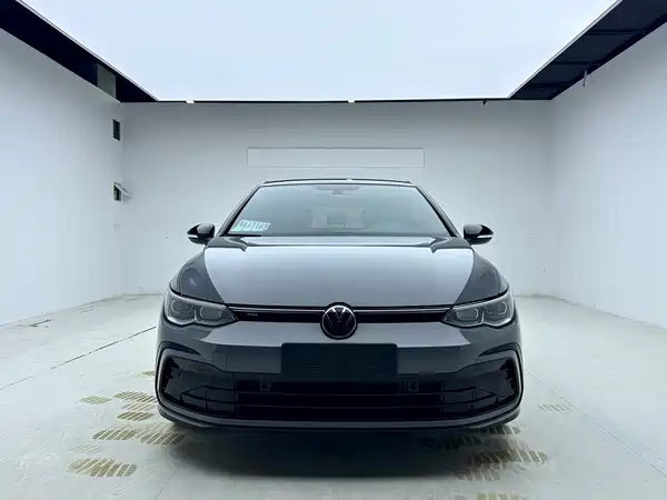 Volkswagen Golf 2023