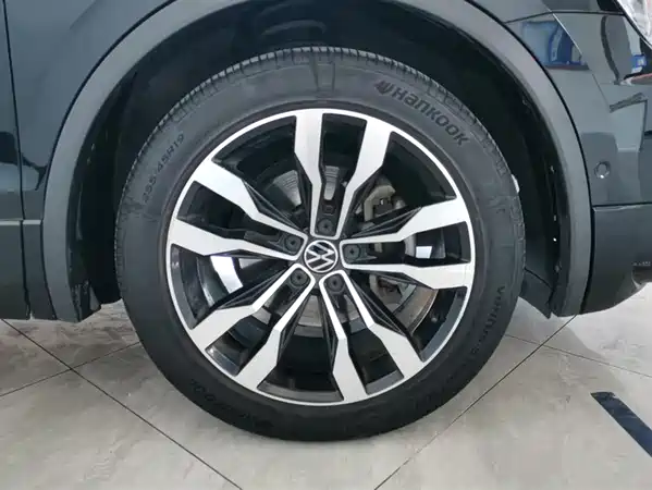 Volkswagen Tiguan L 2021