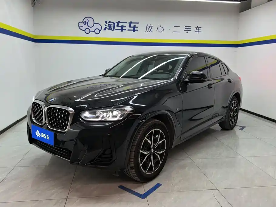 BMW X4 2022 — фото 1