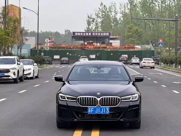 BMW 5 Series 2022