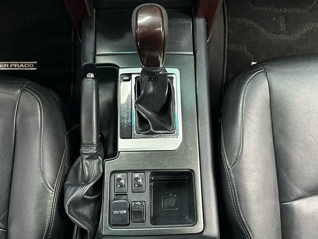 Toyota Prado 2017 — фото 14