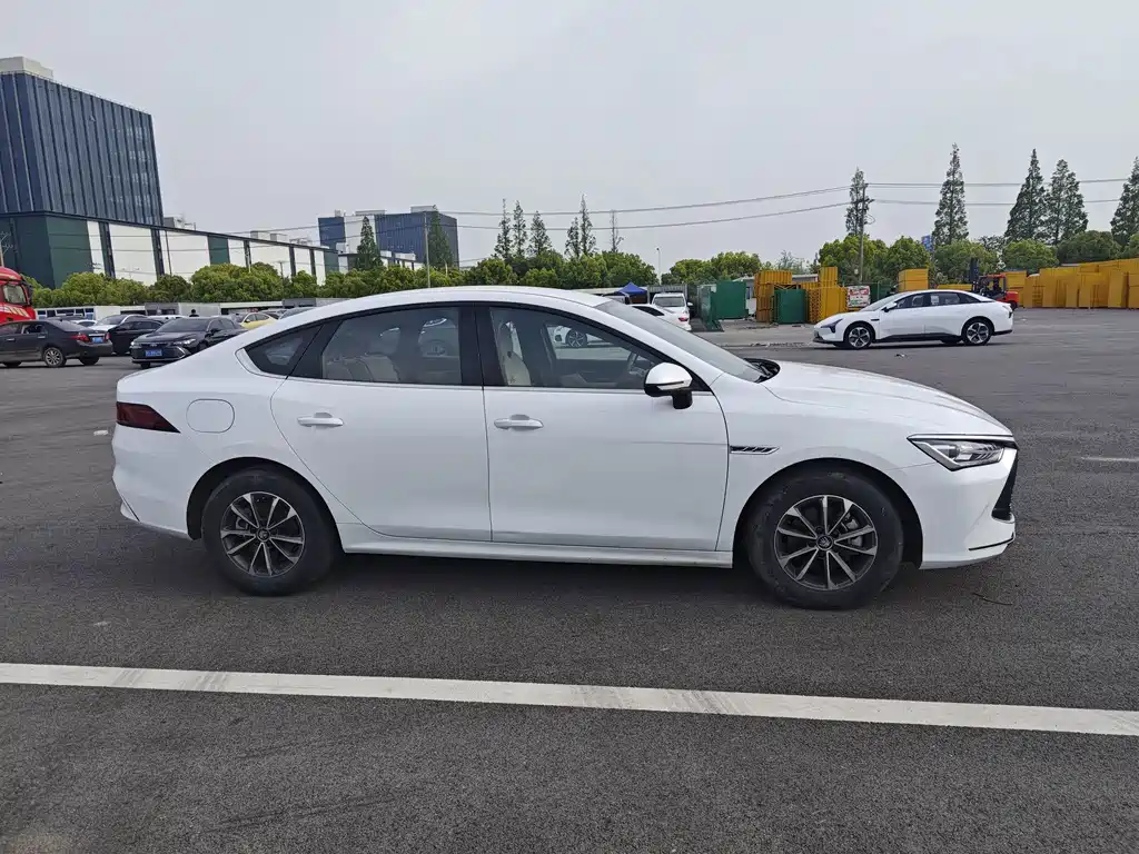 BYD Qin PLUS 2024