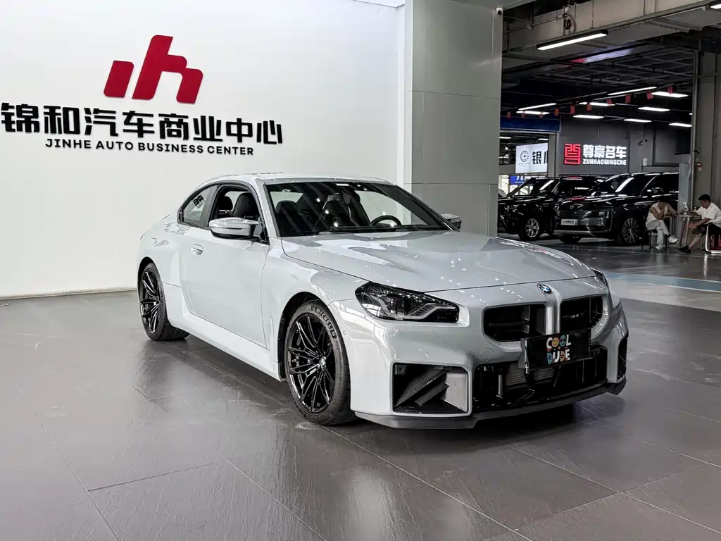 BMW M2 2025