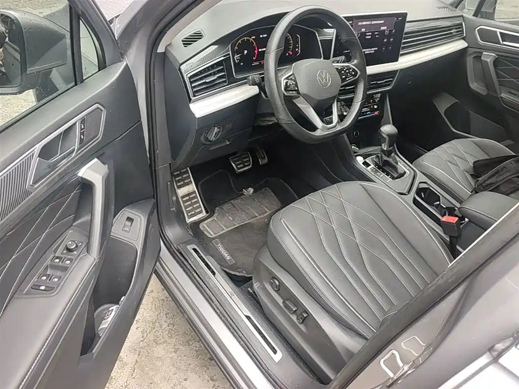 Volkswagen Tiguan L 2022 — фото 16